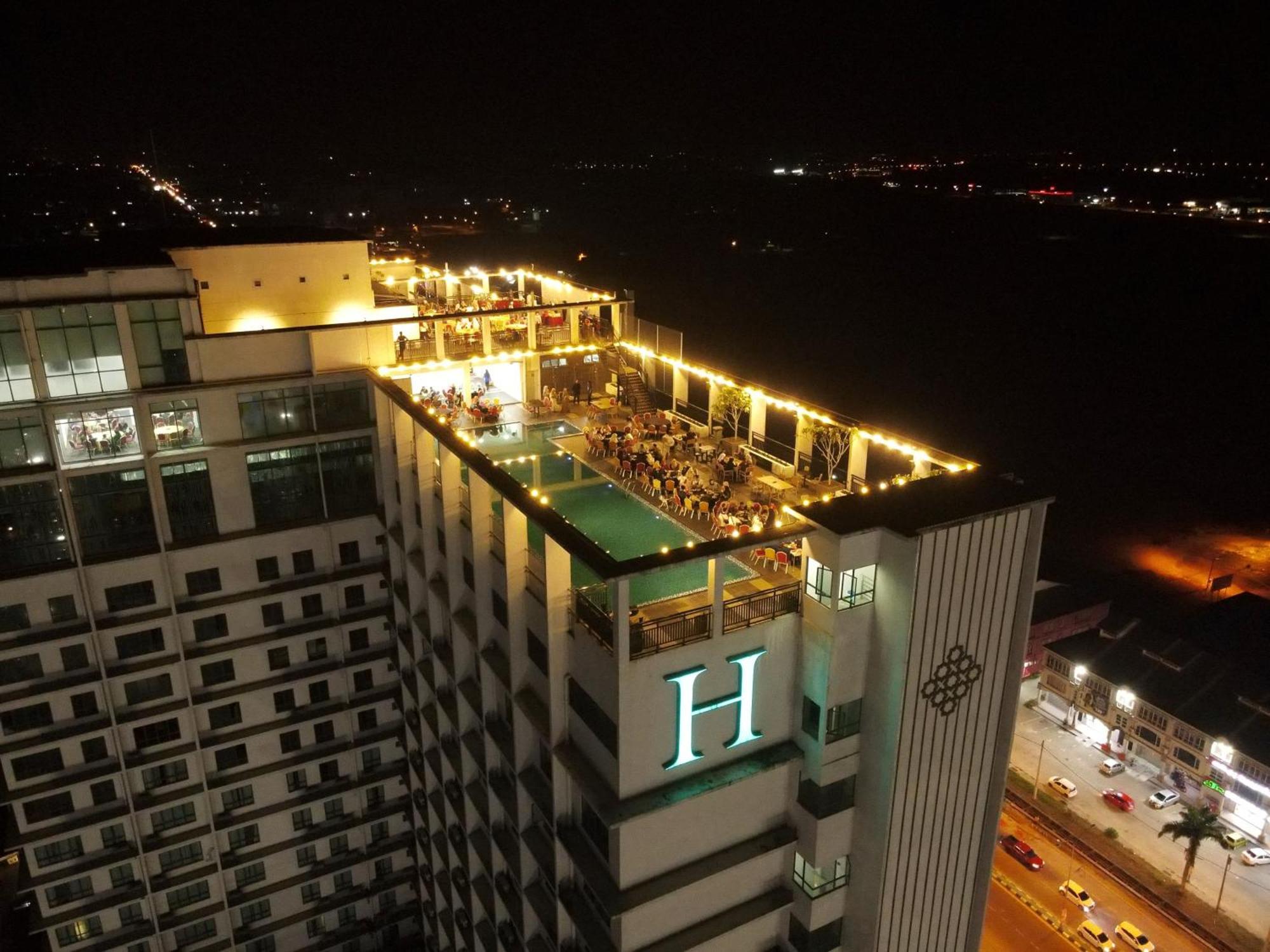 H Elite Design Hotel Kota Bharu Extérieur photo